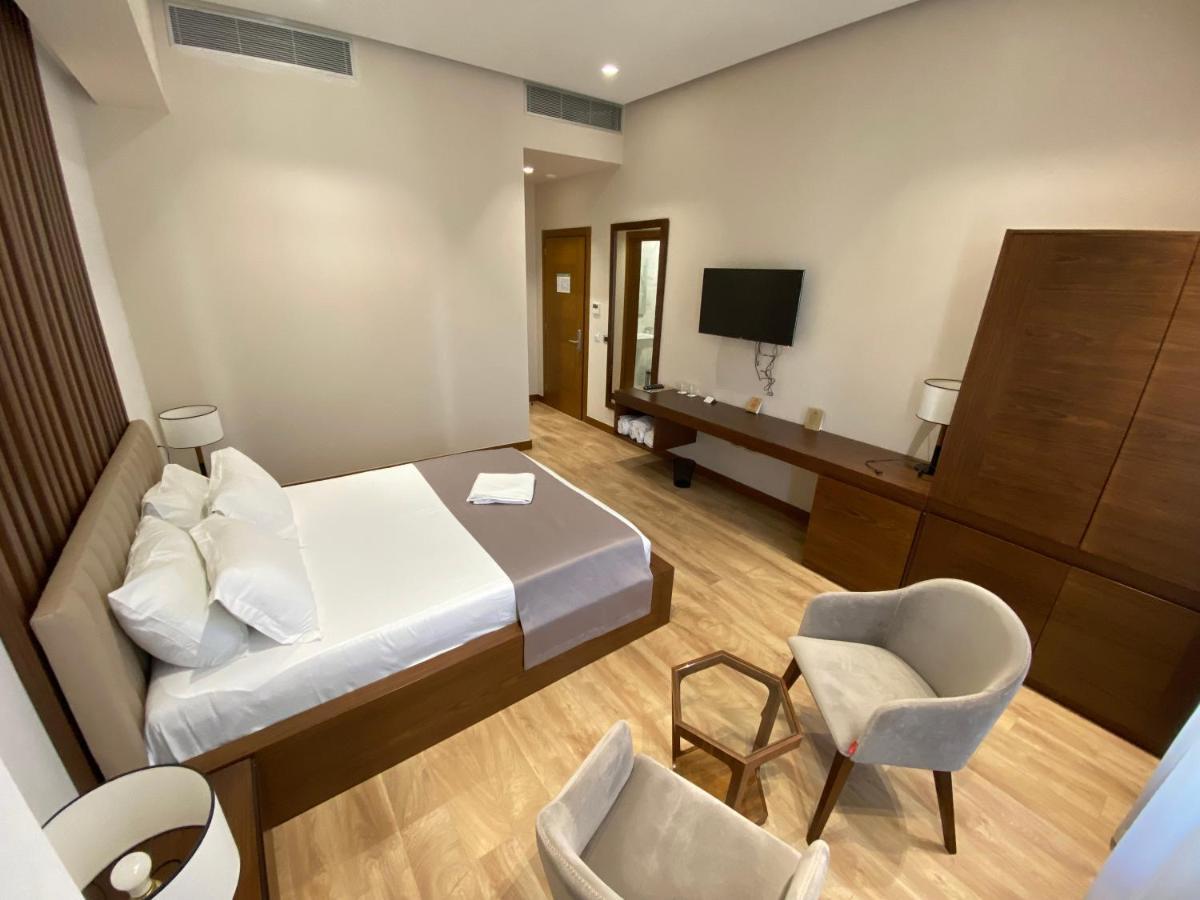Portik Hotel 4*