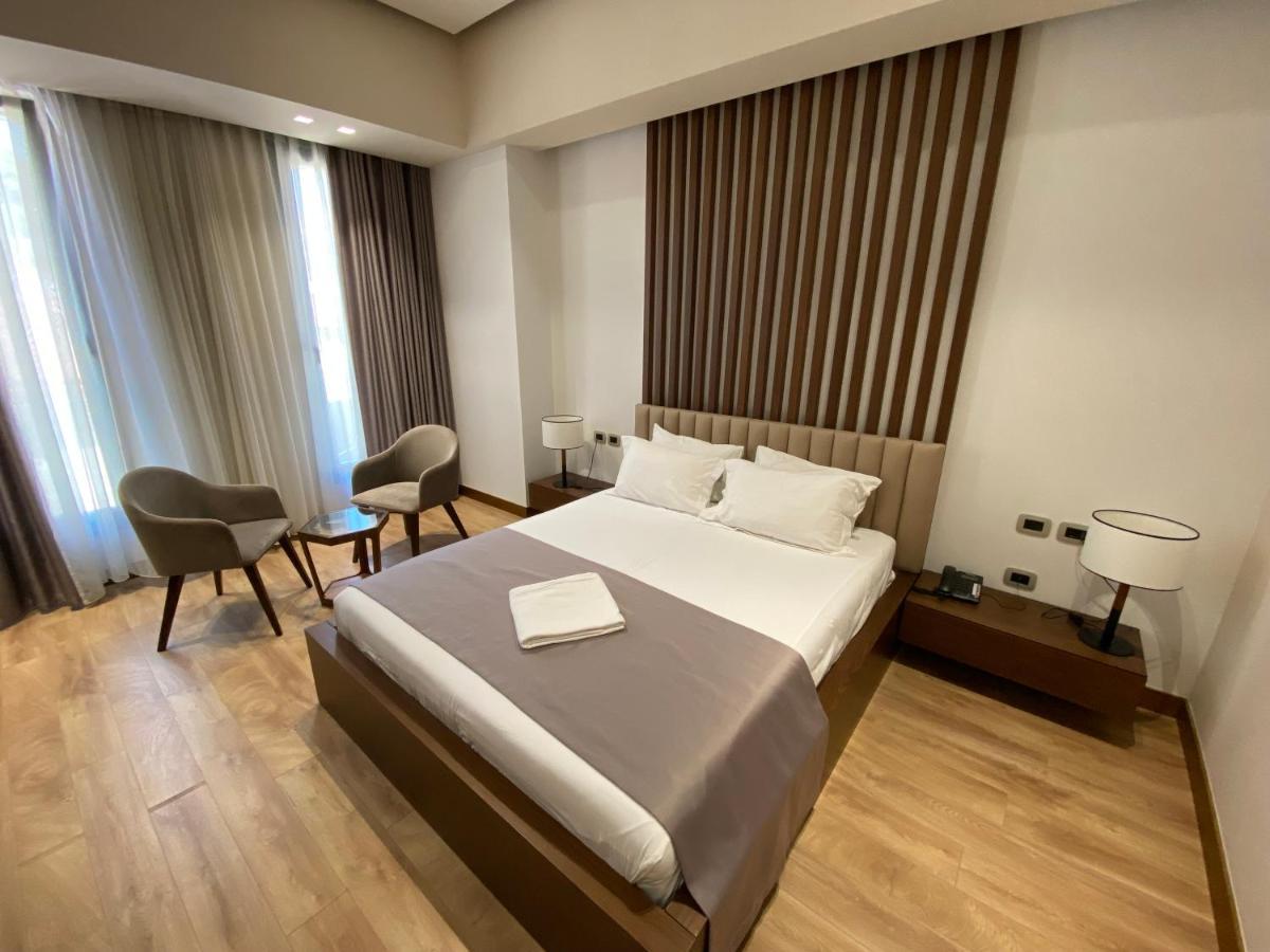 Portik Hotel