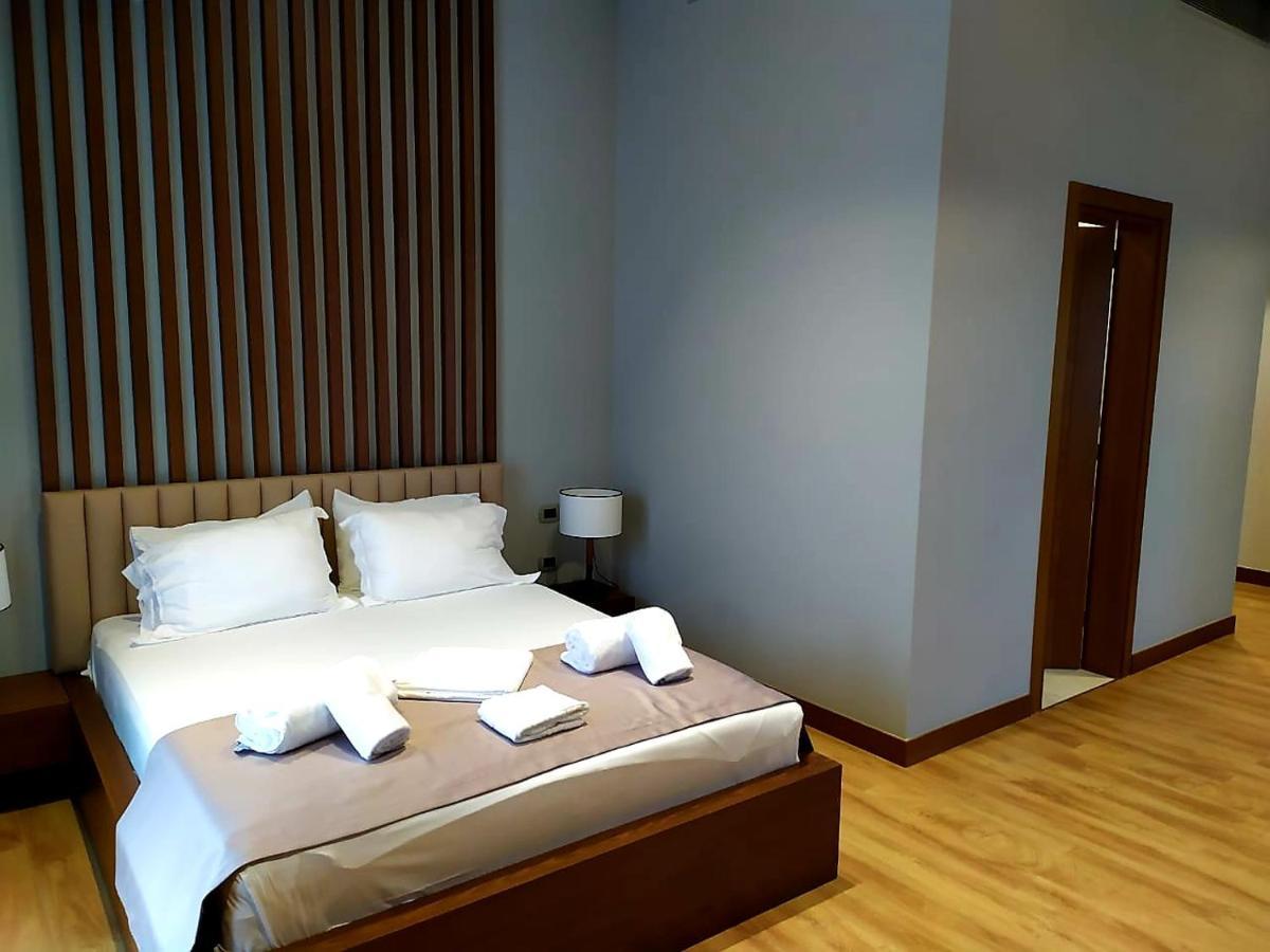 Portik 4* Berat