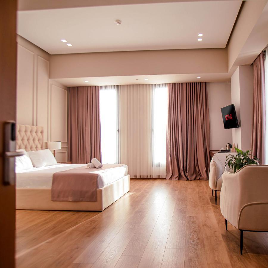 Portik Hotel 4*