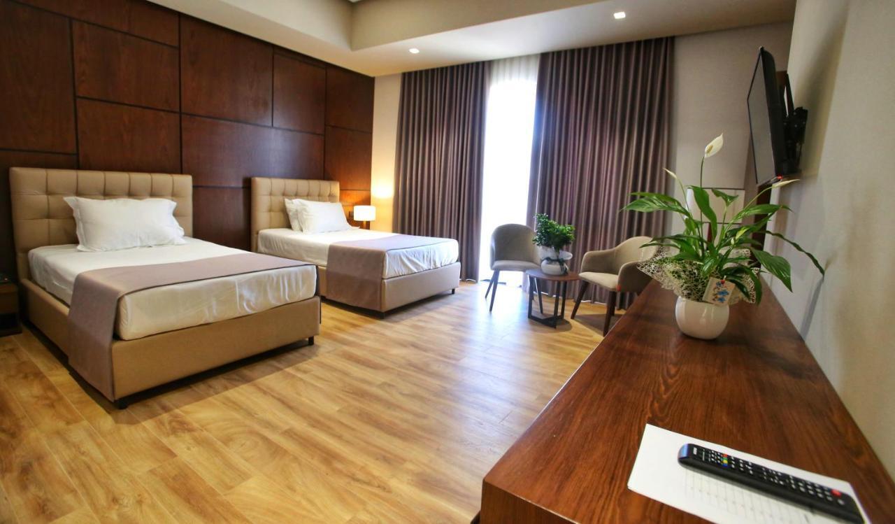 Portik Hotel